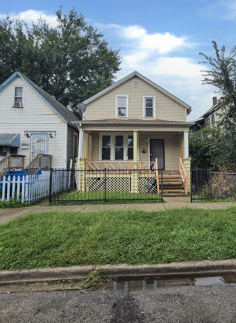 11566 S Lafayette Avenue Property Photo 1