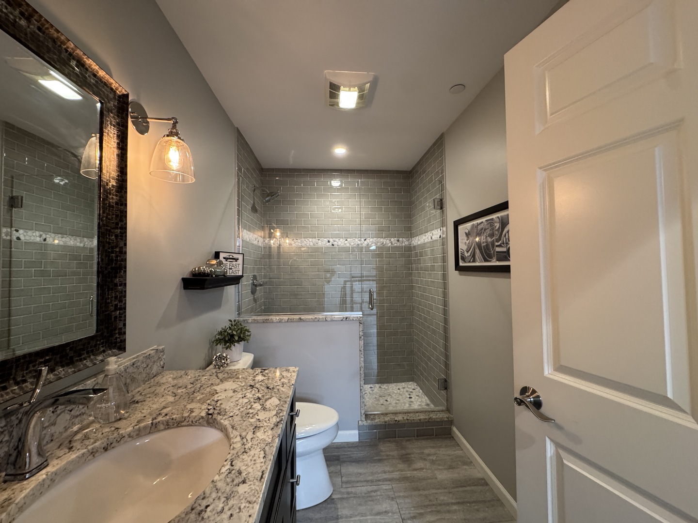 2236 Ferry Road 115 Property Photo 16