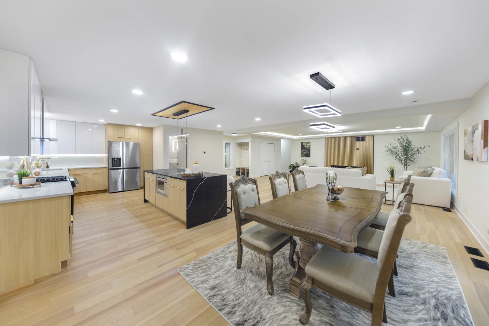 2049 Dorval Drive Property Photo 8
