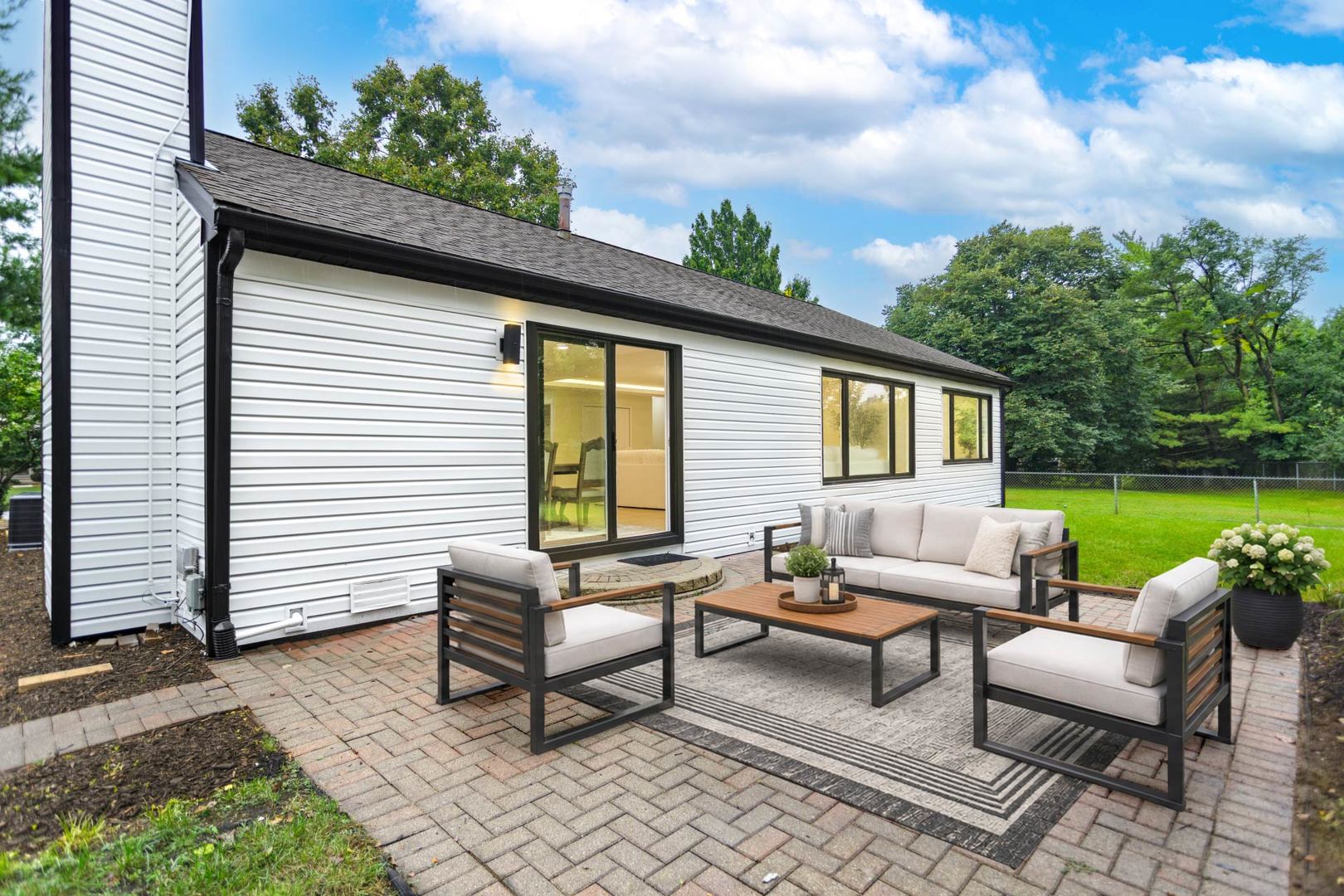 2049 Dorval Drive Property Photo 15