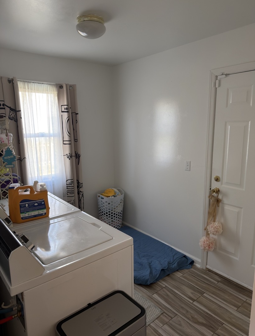 7055 Nathan Lane Property Photo 10