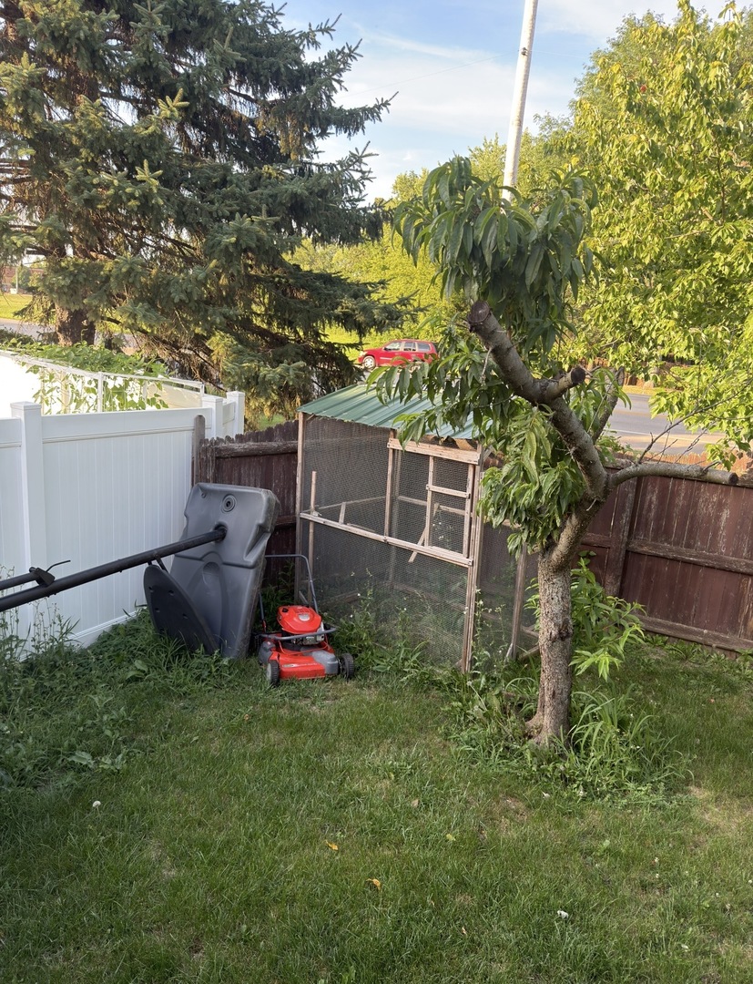 7055 Nathan Lane Property Photo 32