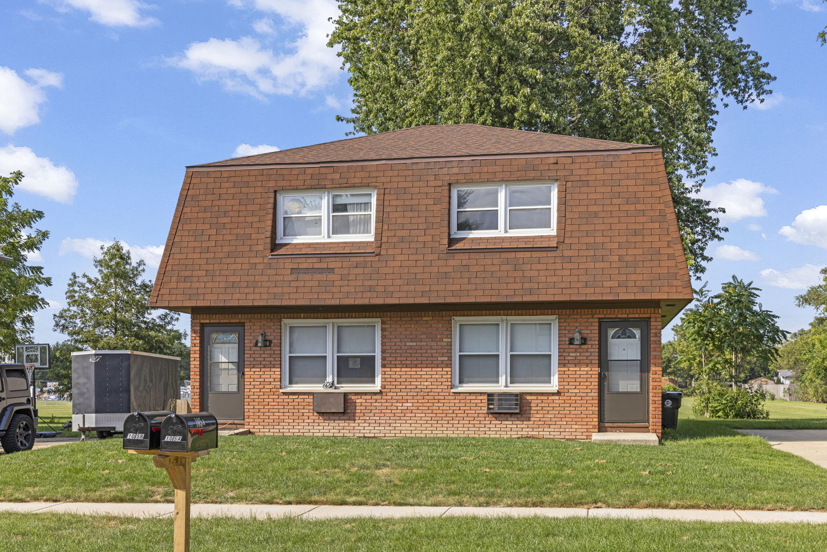 105 Appletree Court Property Photo 2
