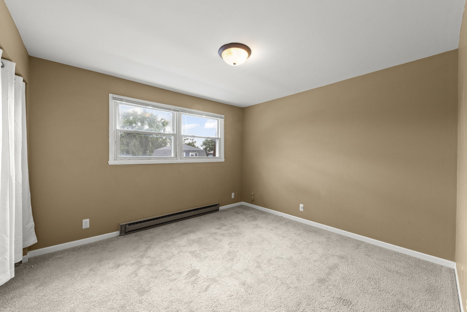 105 Appletree Court Property Photo 14