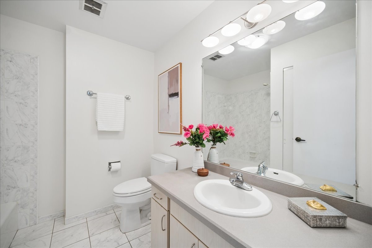 1464 Estate Lane Property Photo 19