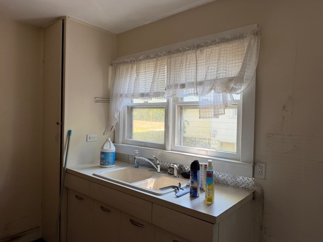 718 Harrison Street Property Photo 13