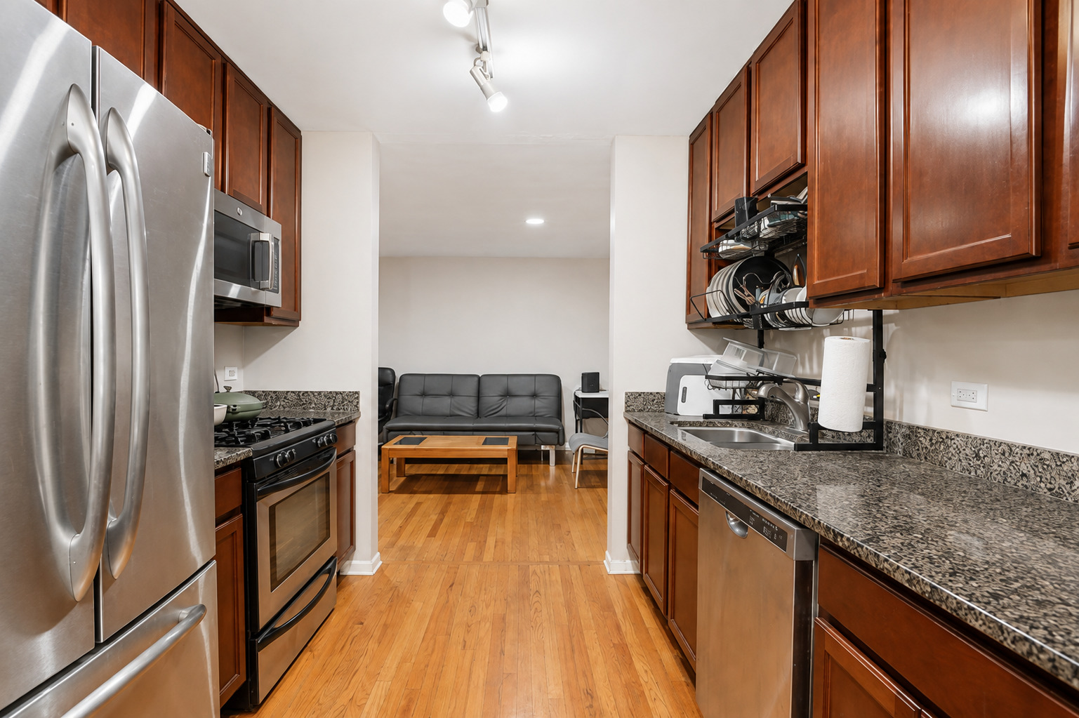 2147 Ridge Avenue 2d Property Photo 7