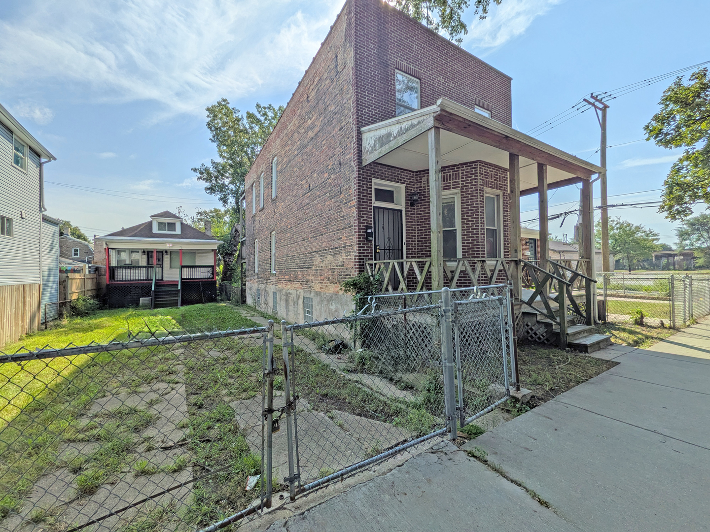 6237 S Ada Street Property Photo 2