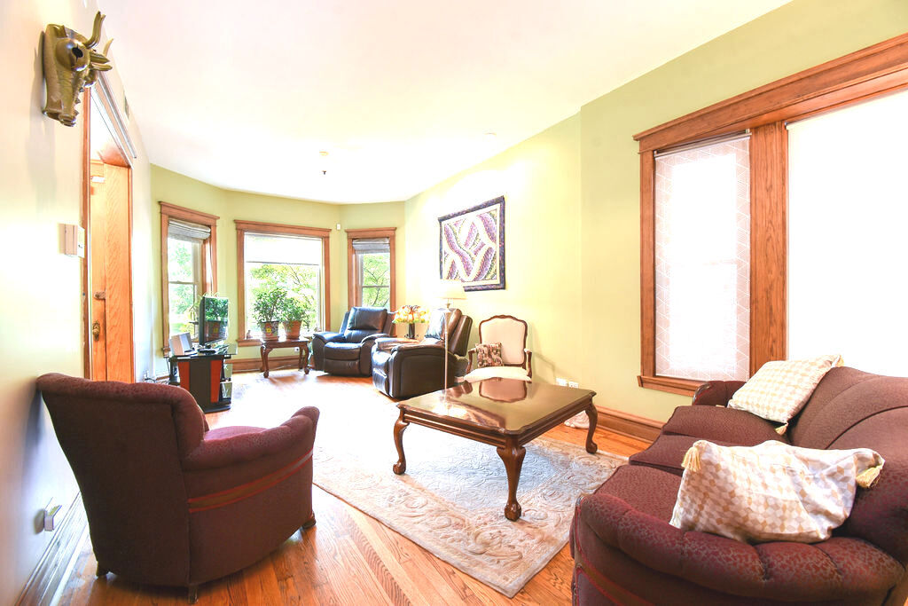 1346 N Kedzie Avenue Property Photo 5