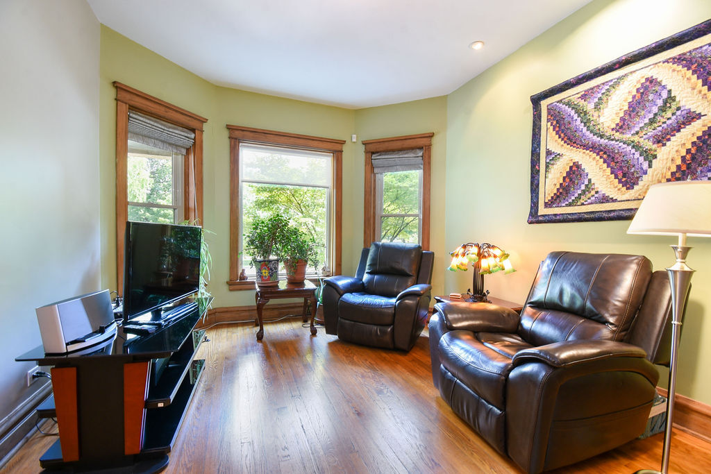 1346 N Kedzie Avenue Property Photo 7