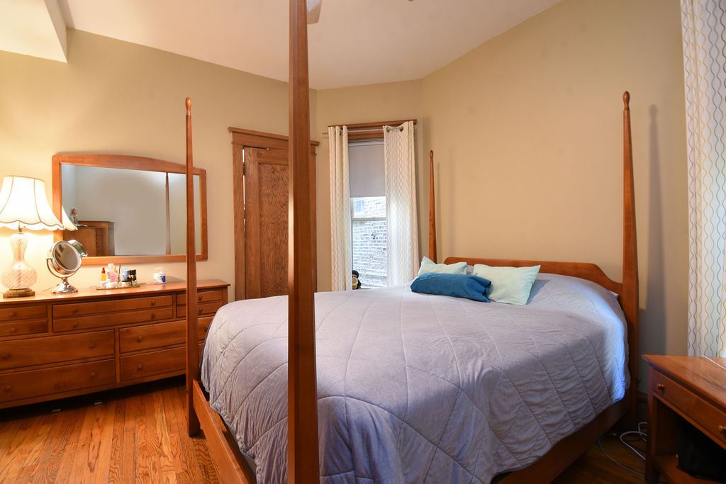 1346 N Kedzie Avenue Property Photo 17