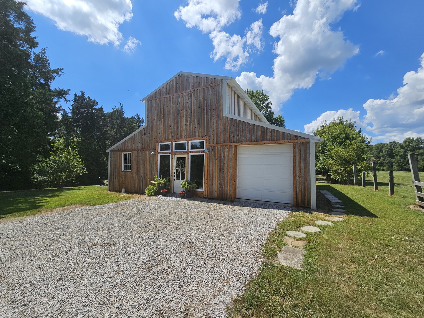 2673 County Farm Road Property Photo 10