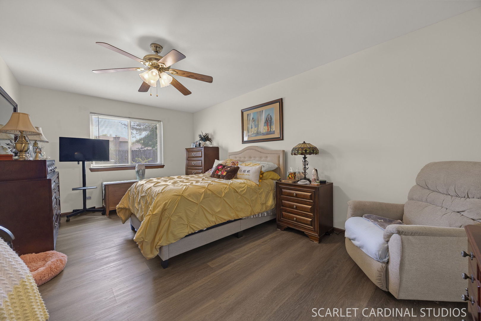 449 Canterbury Drive Property Photo 10