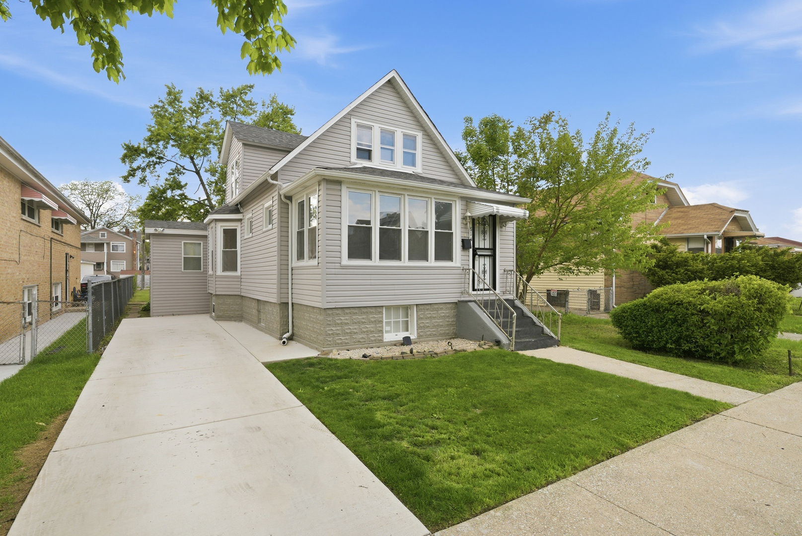 814 S 11th Avenue Property Photo 1
