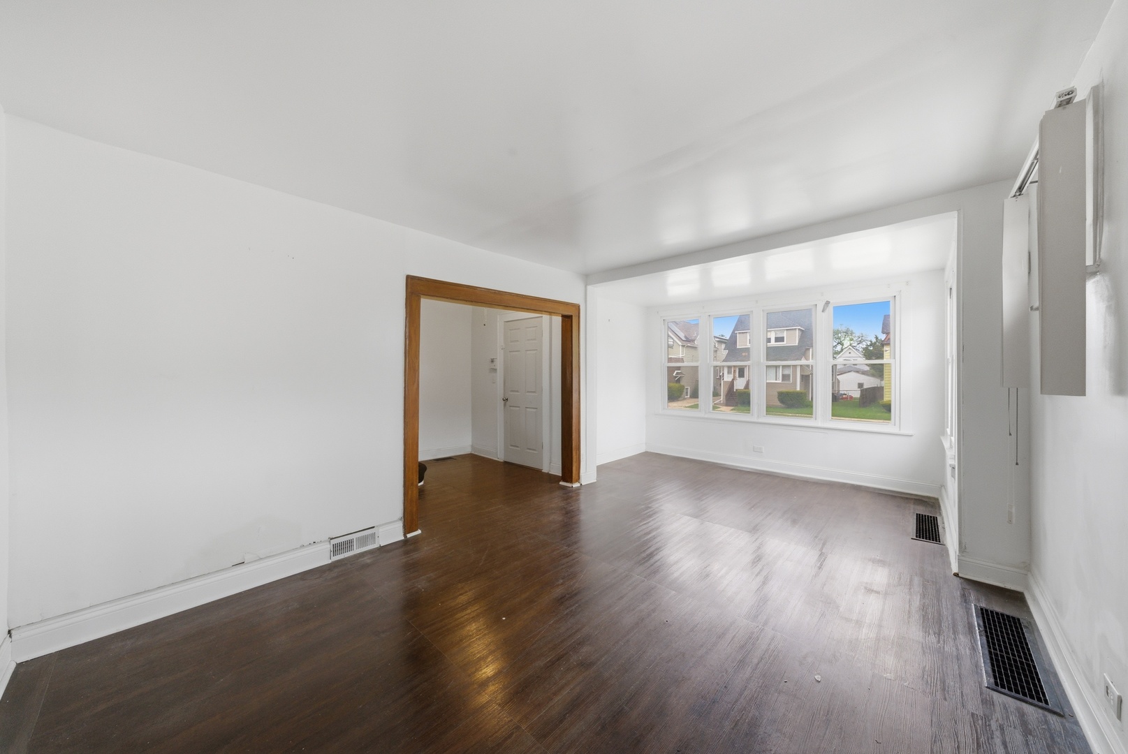 814 S 11th Avenue Property Photo 4