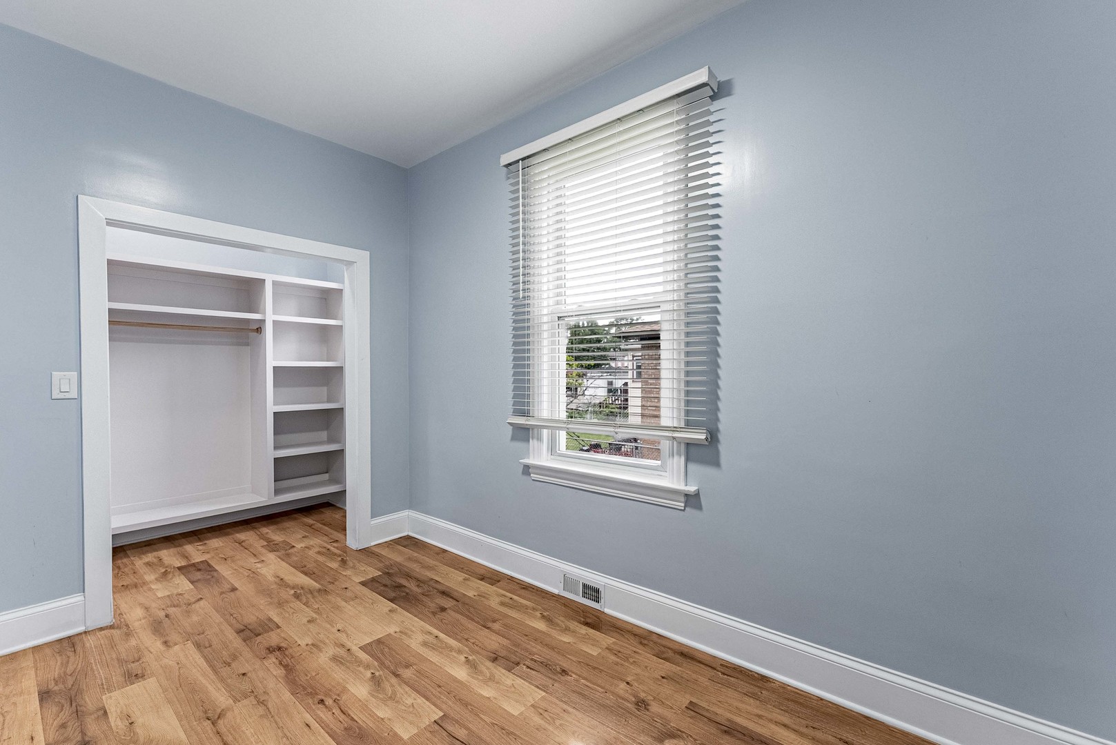 1330 Ridgeland Avenue Property Photo 10