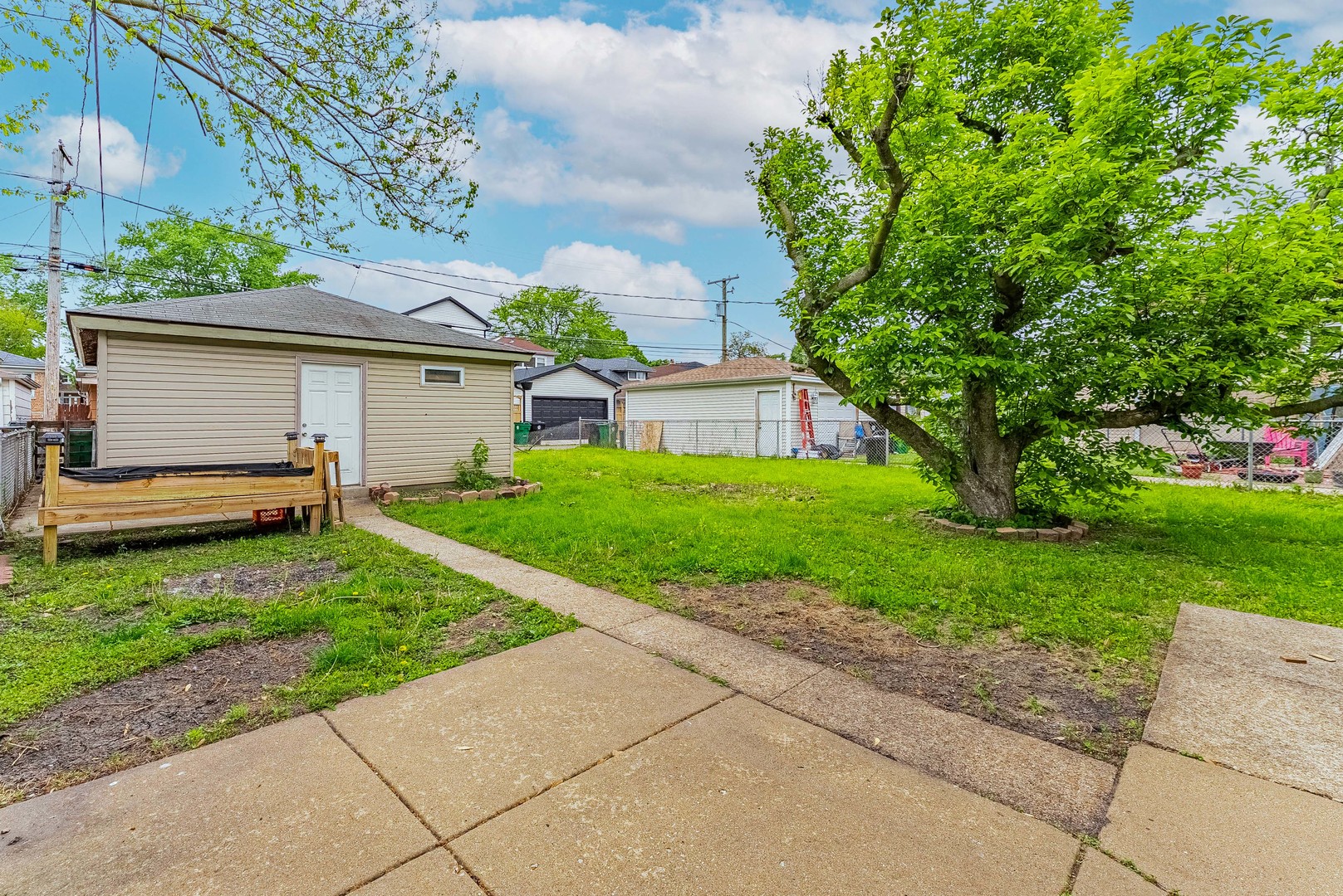 1330 Ridgeland Avenue Property Photo 15