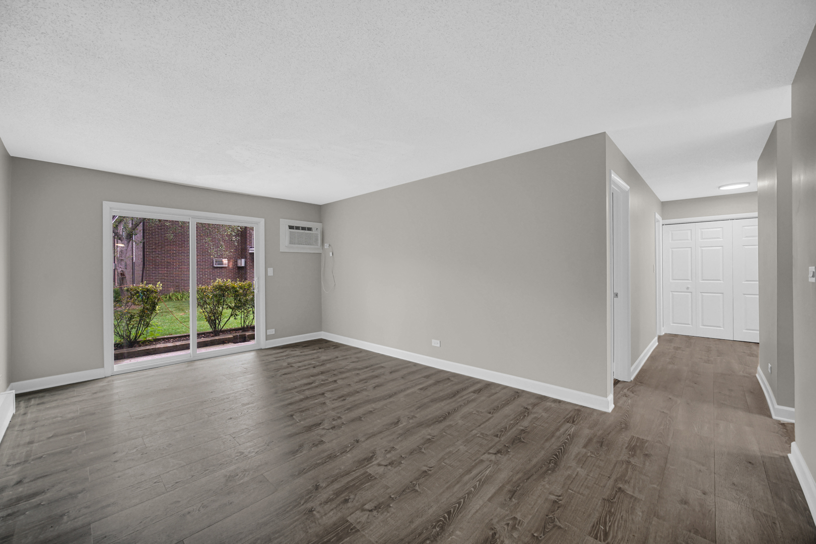 1133 Miller Lane 106 Property Photo 6