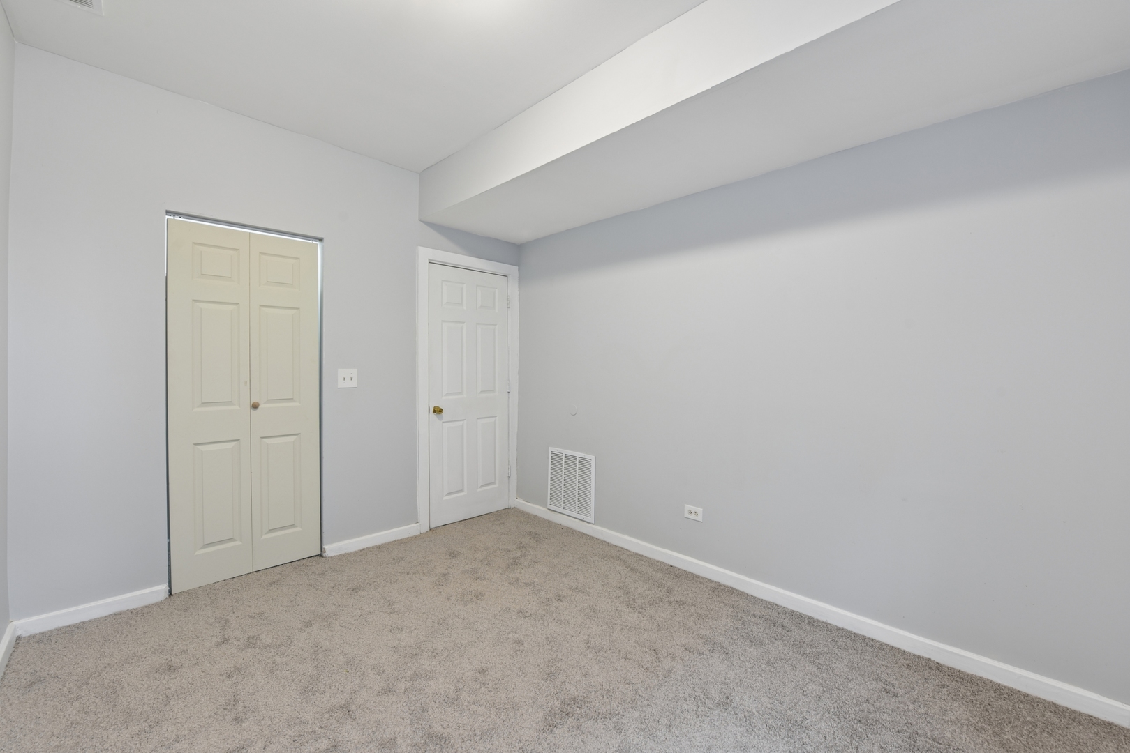 801 S Independence Boulevard 1 Property Photo 14