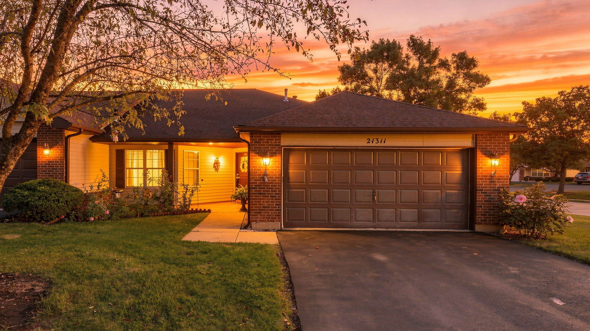 21311 Silktree Circle Property Photo 1