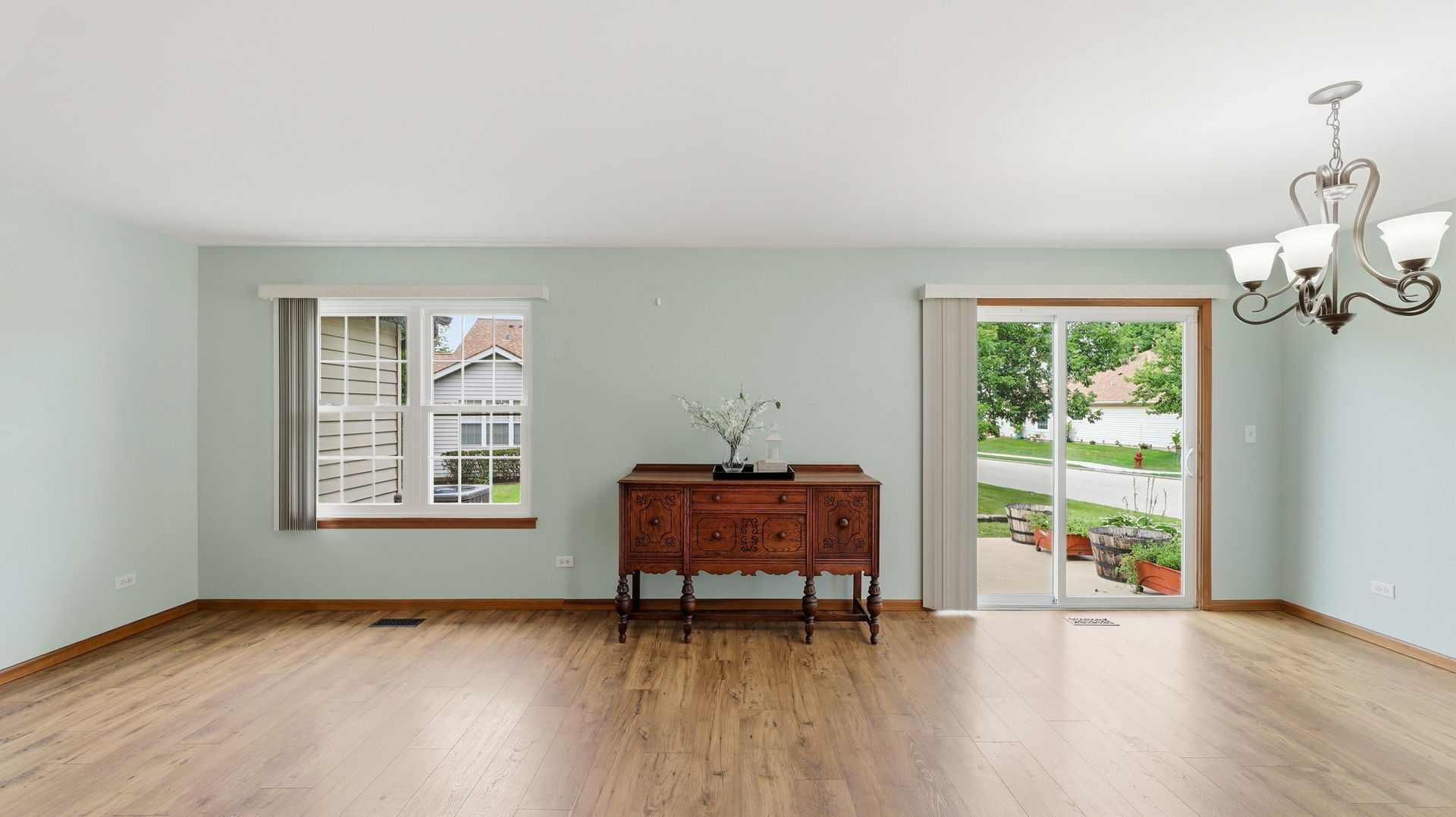 21311 Silktree Circle Property Photo 11
