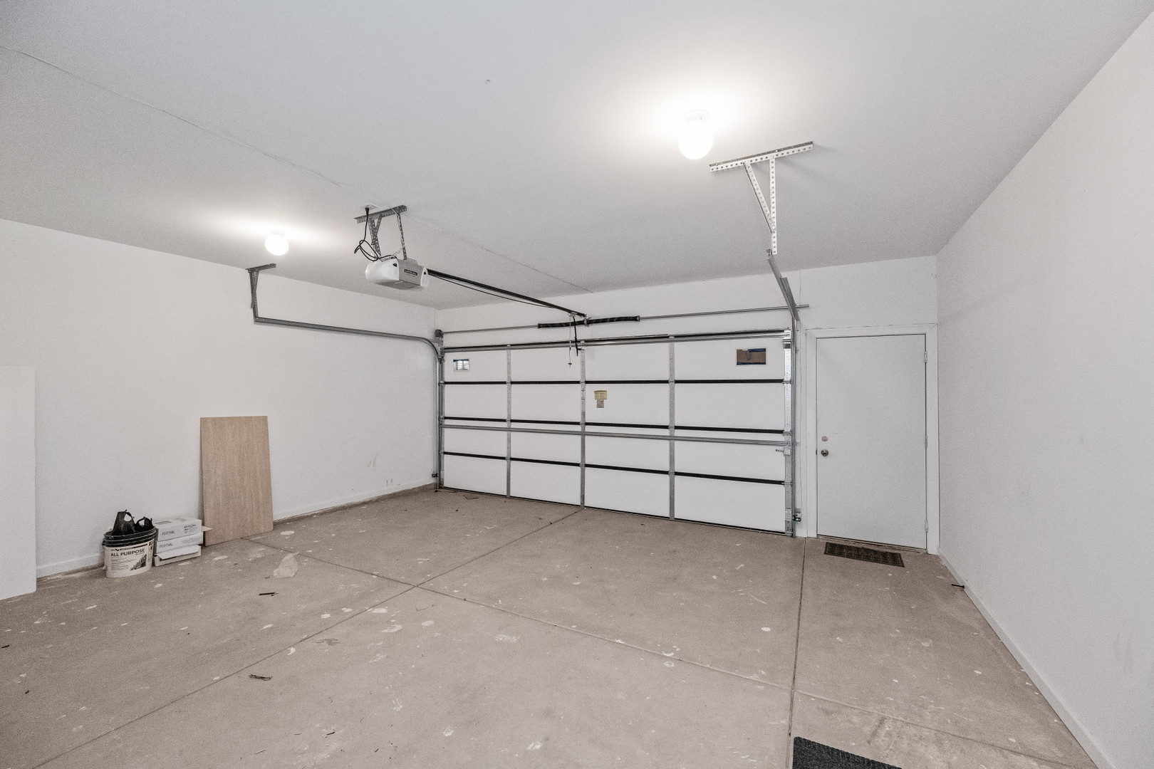 710 E 41 Street Property Photo 48