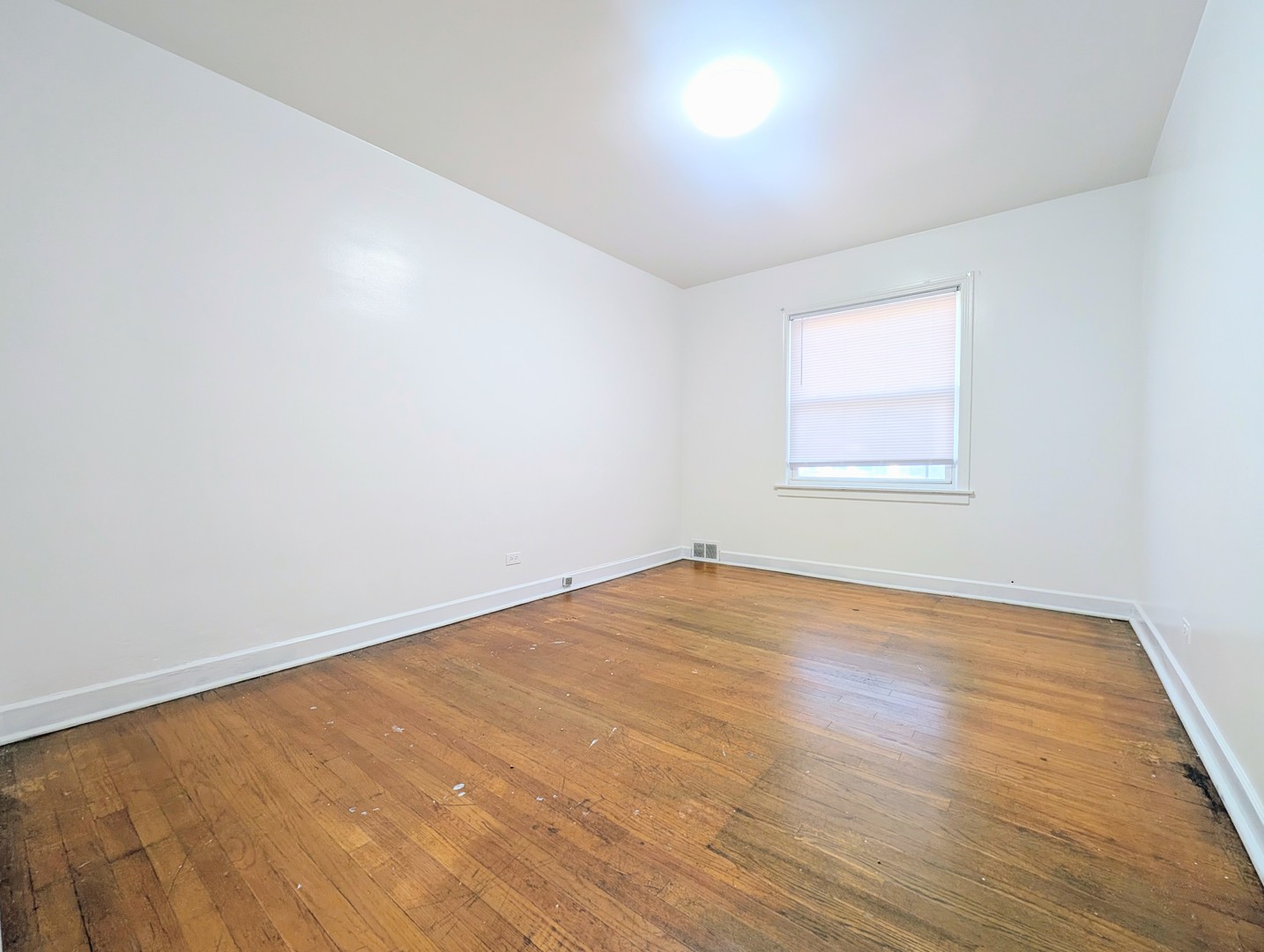 2816 W Summerdale Avenue 1e Property Photo 5