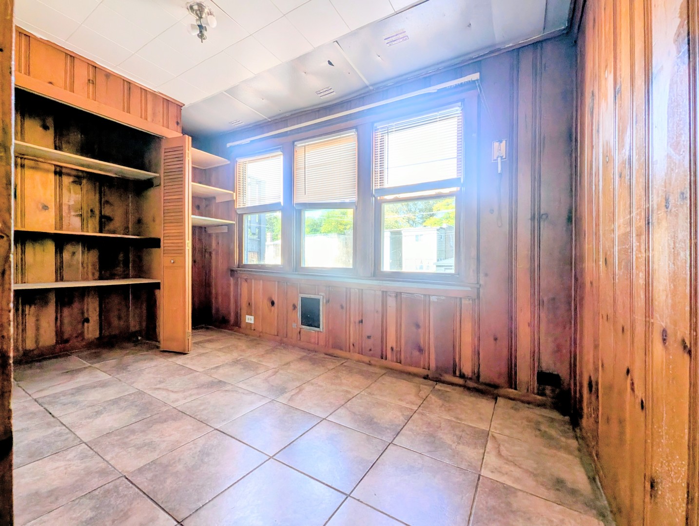 2816 W Summerdale Avenue 1e Property Photo 7