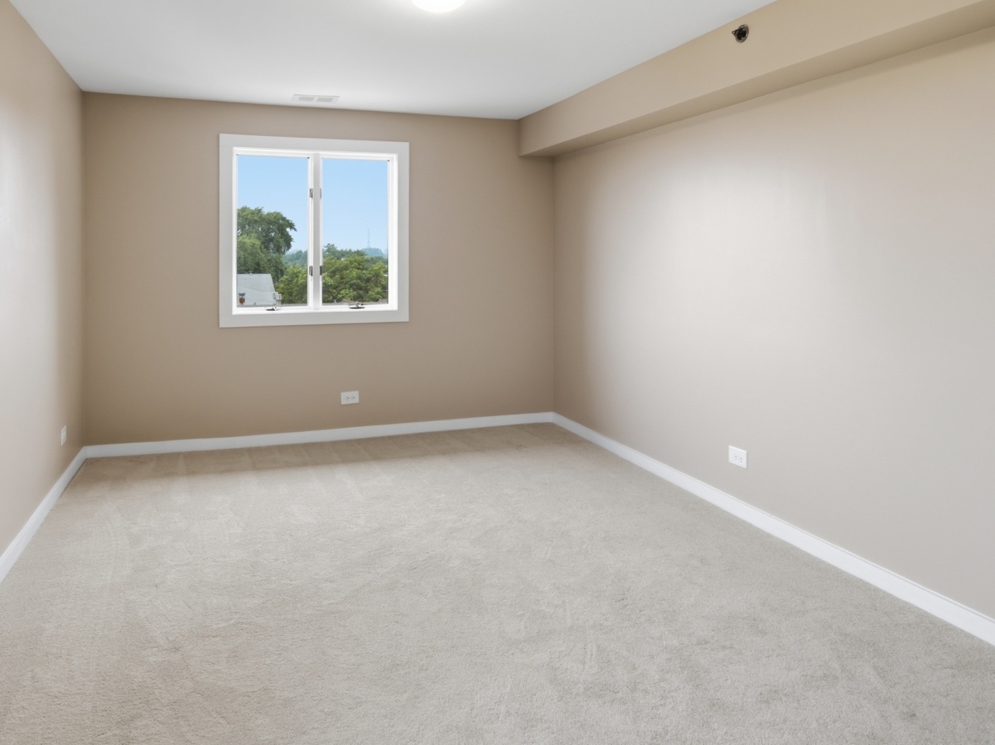 10420 Circle Drive 48b Property Photo 20