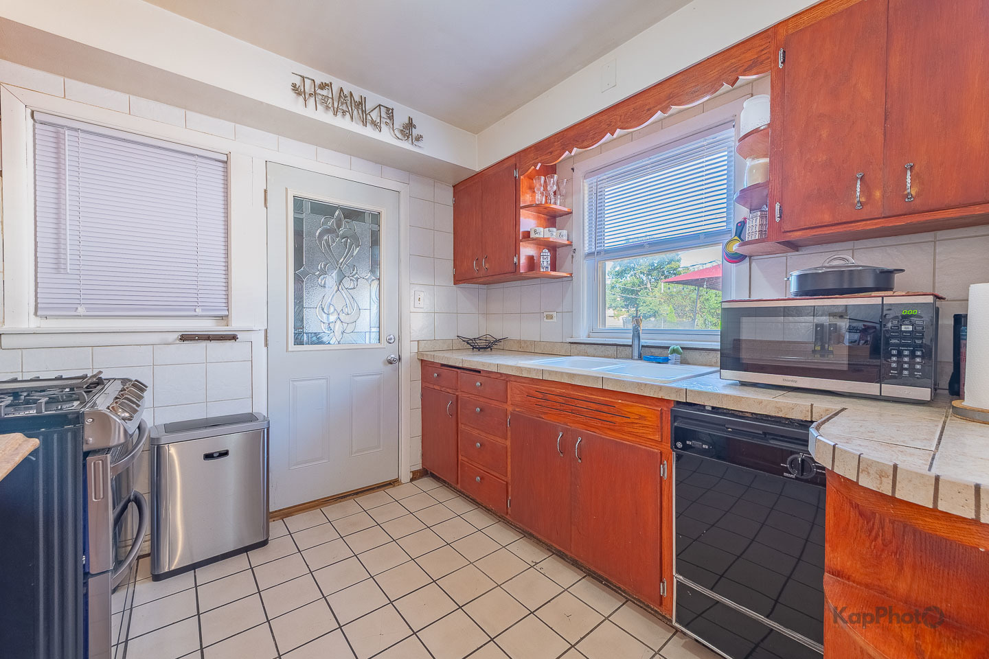 4308 W 59th Street Property Photo 5