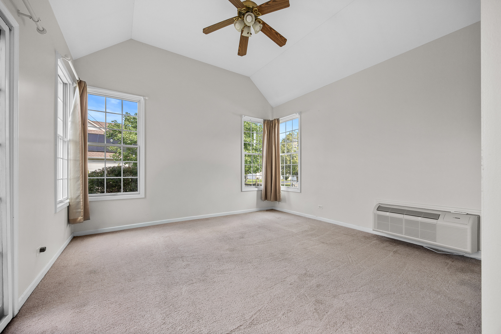 1255 Chicory Lane Property Photo 14