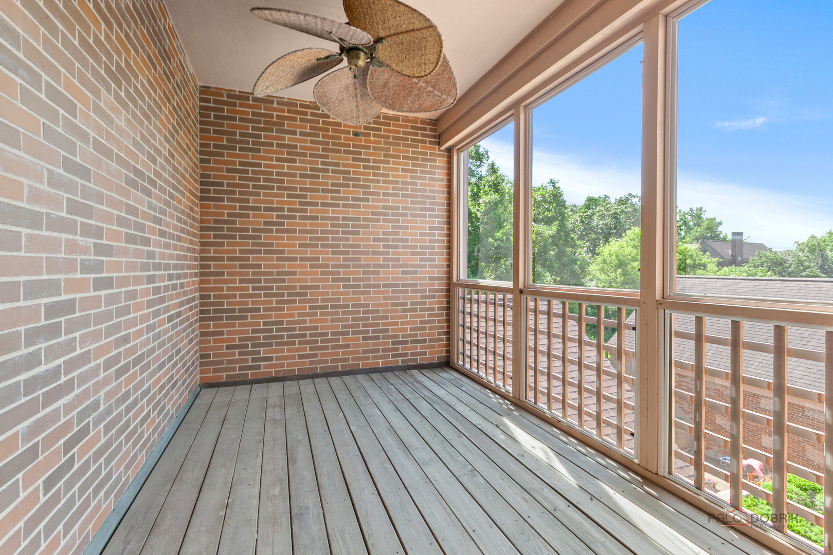 1302 Hawthorne Lane 1302 Property Photo 29