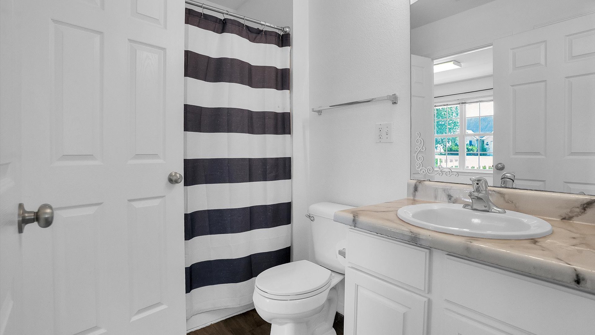 710 Yalow Drive Property Photo 9