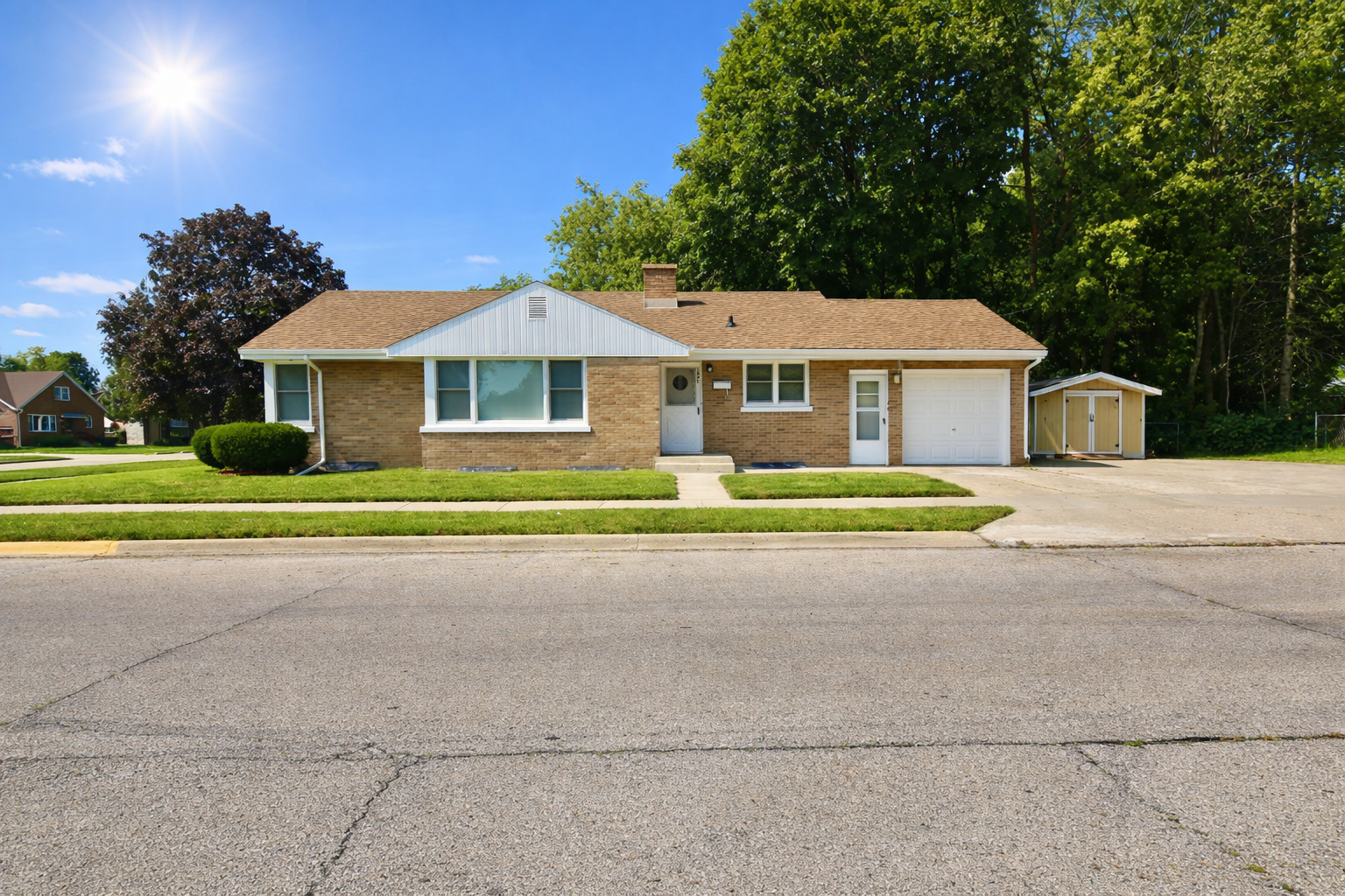 1645 Jackson Street Property Photo 2