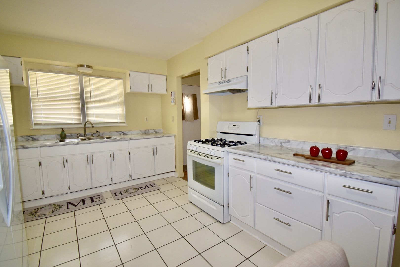 1645 Jackson Street Property Photo 4