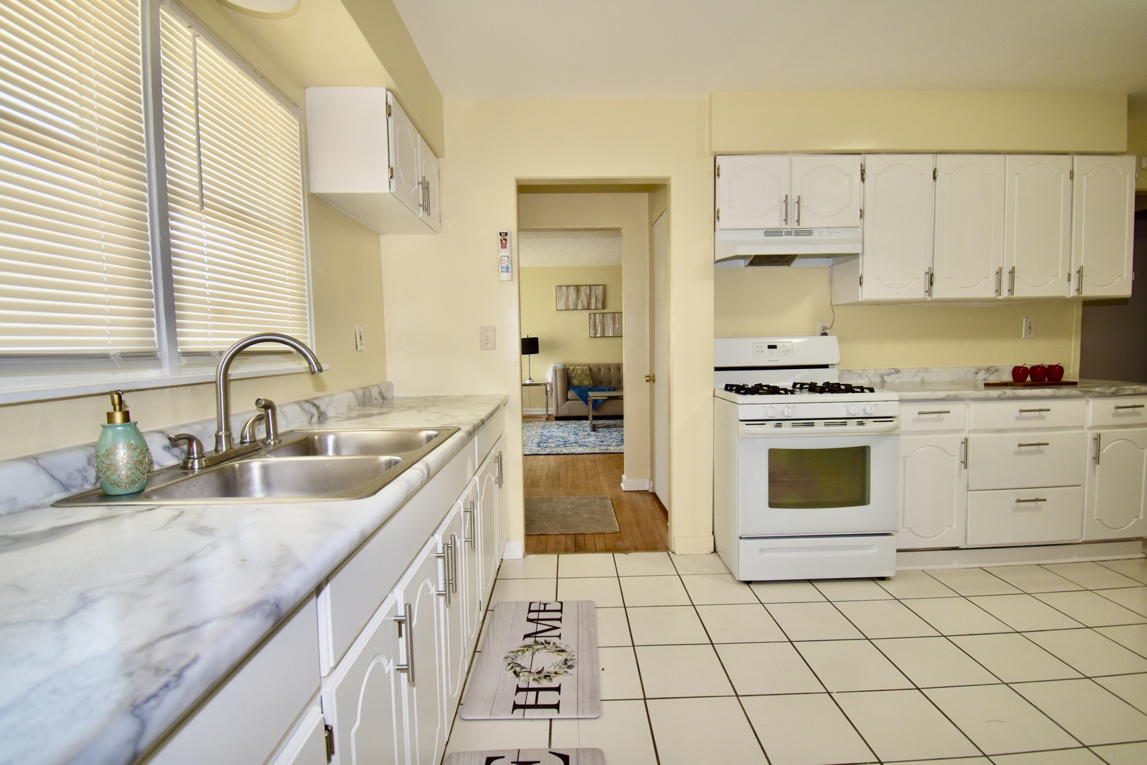 1645 Jackson Street Property Photo 6