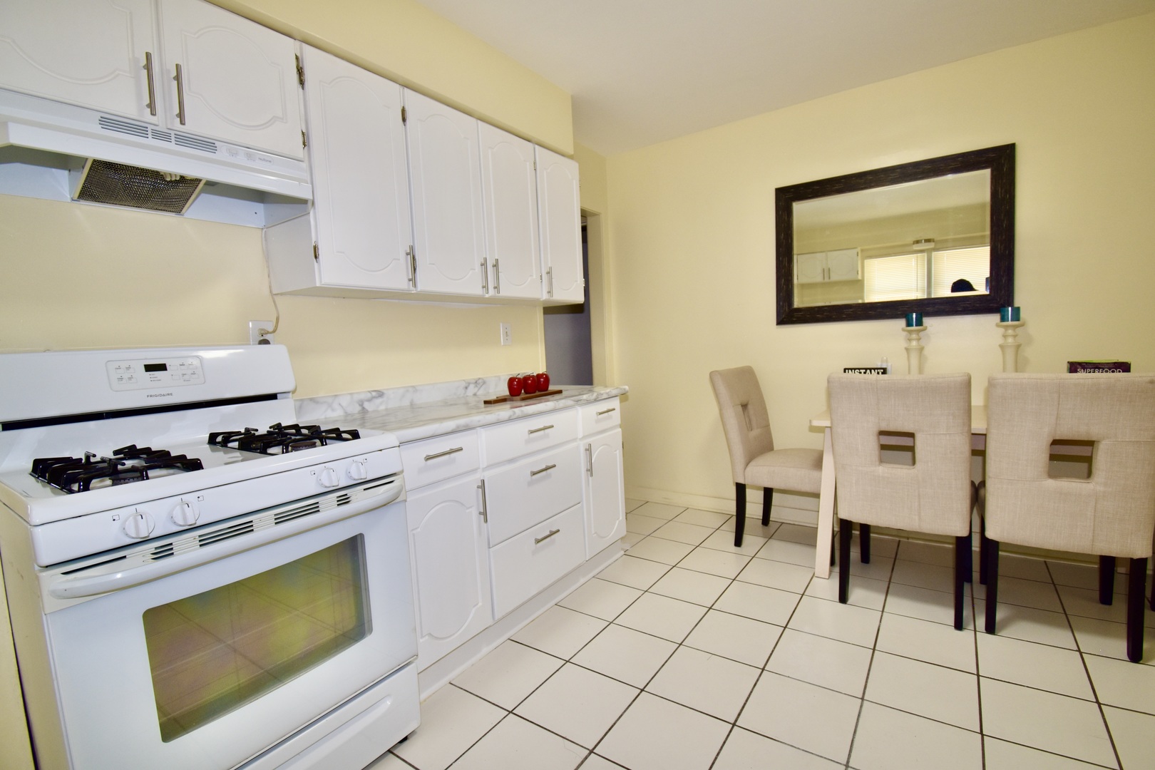 1645 Jackson Street Property Photo 7