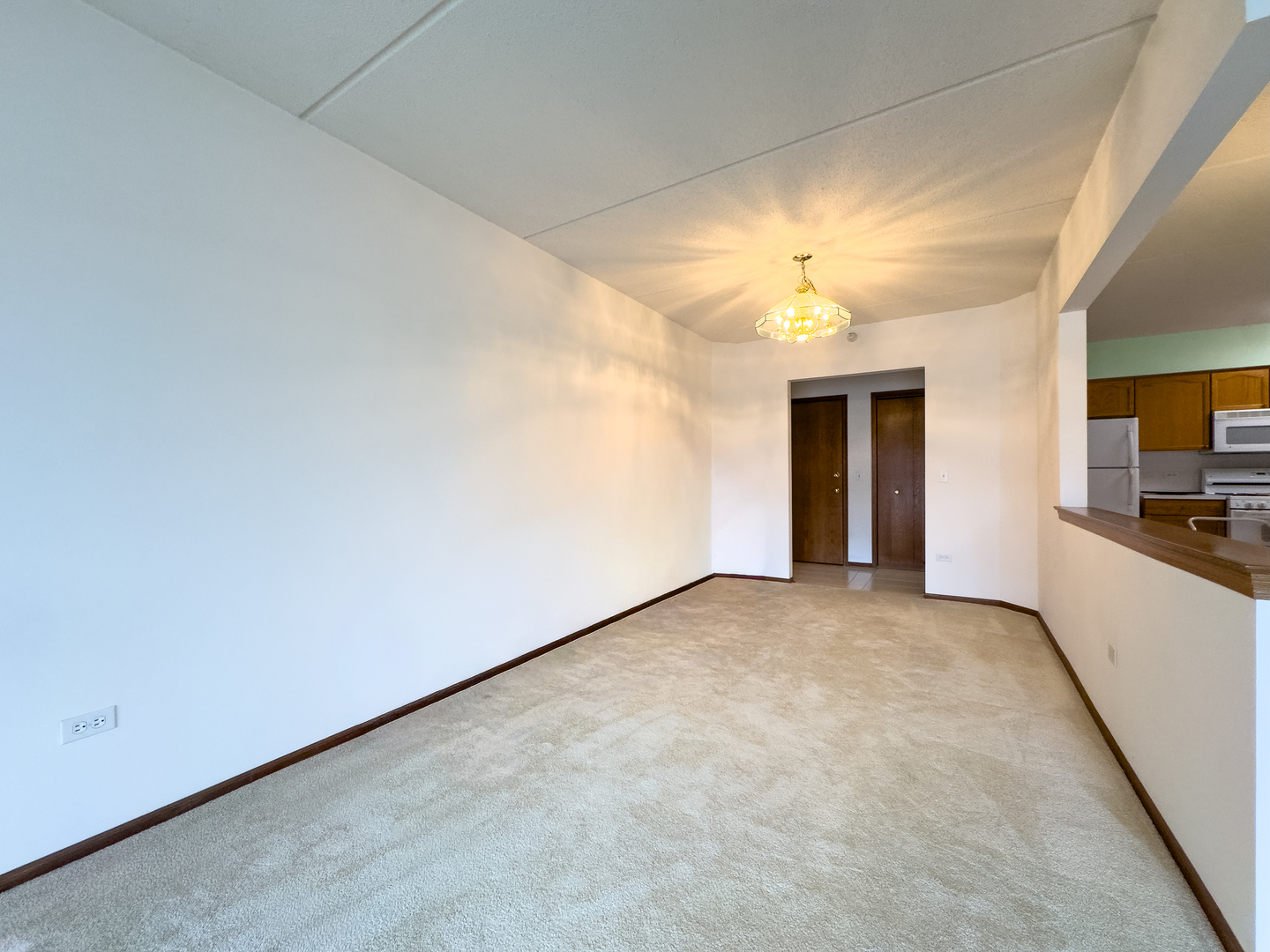 1325 Perry Street 402 Property Photo 8