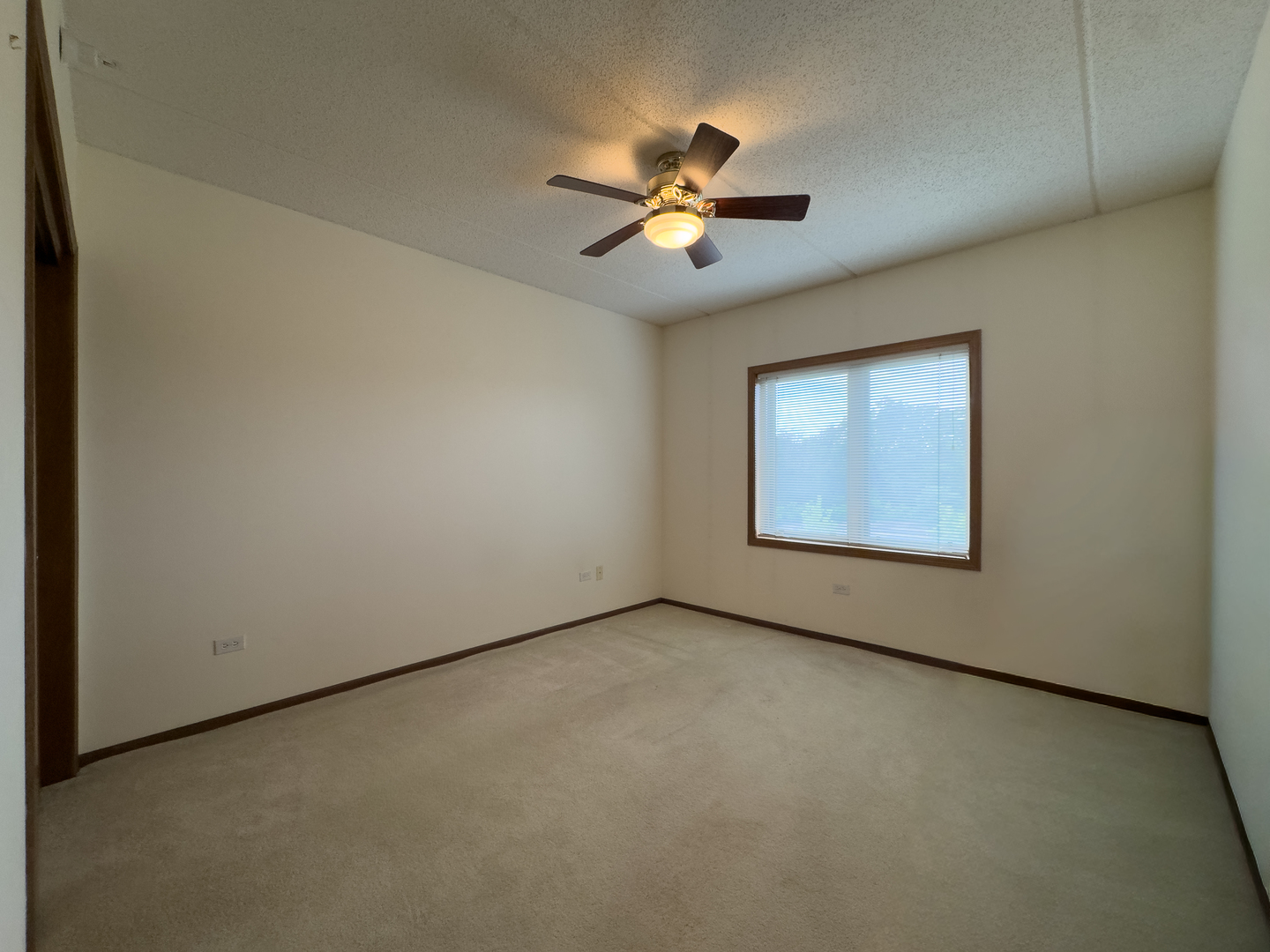 1325 Perry Street 402 Property Photo 23