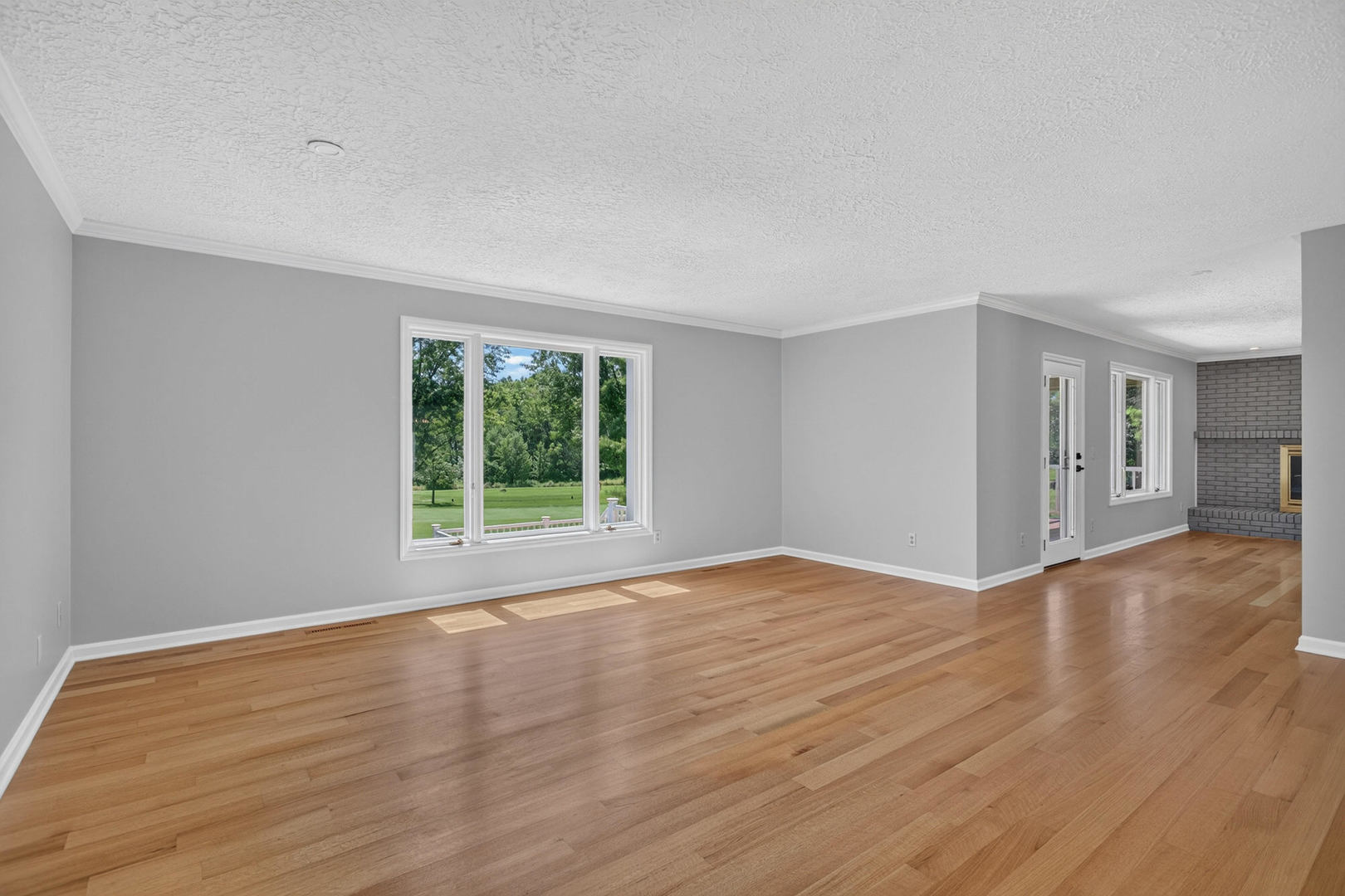 4817 Torrey Pines Court Property Photo 14