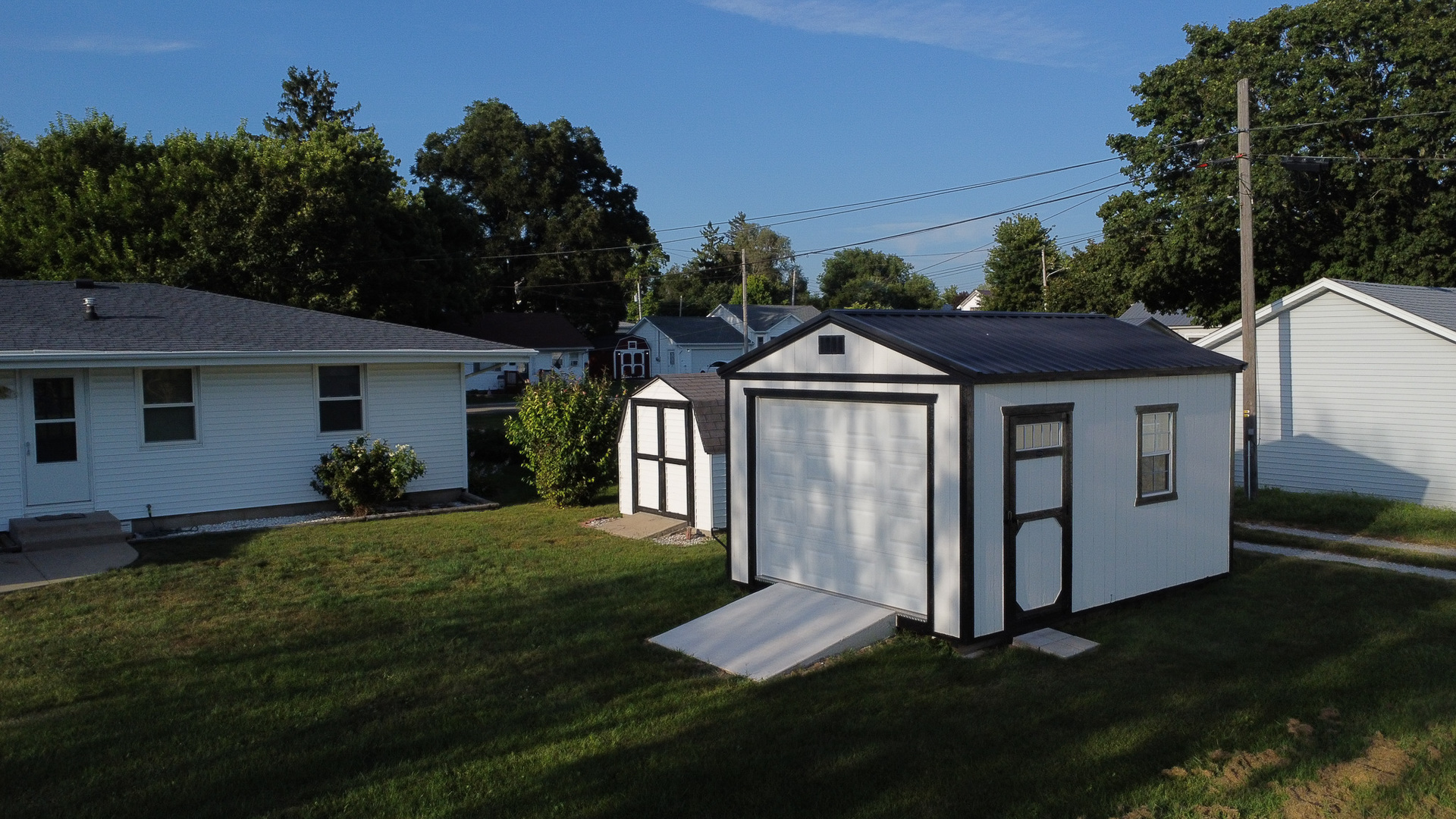 406 E Chestnut Street Property Photo 40