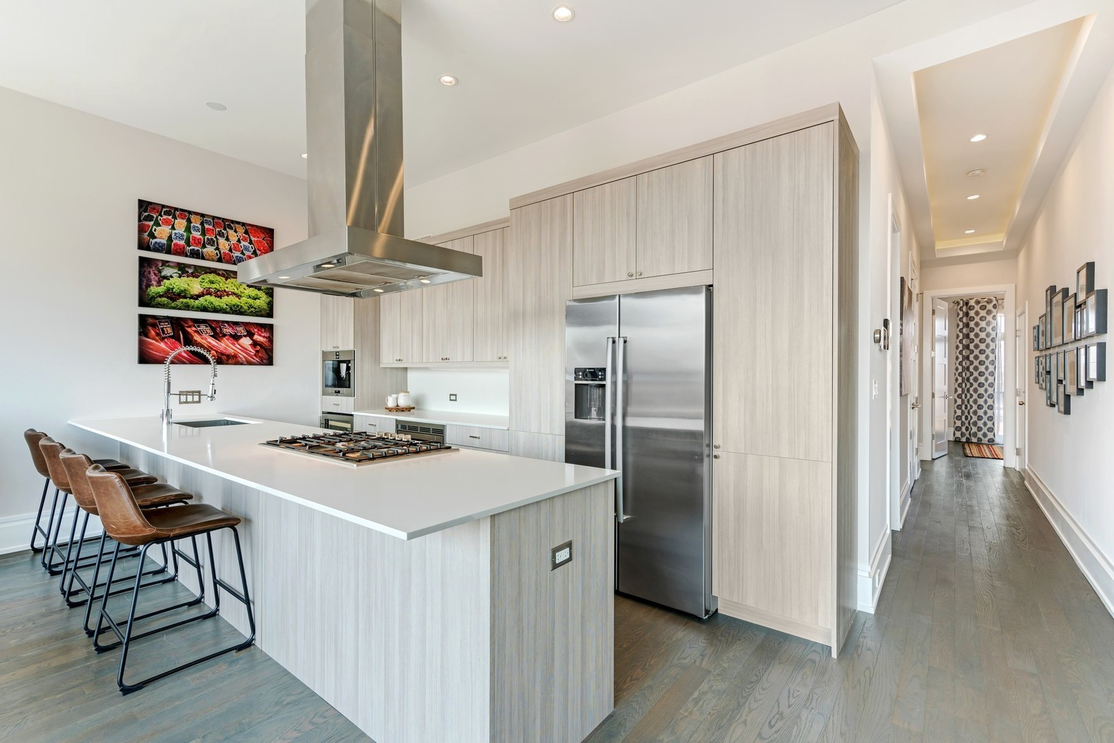 1404 W Chicago Avenue 4 Property Photo 7