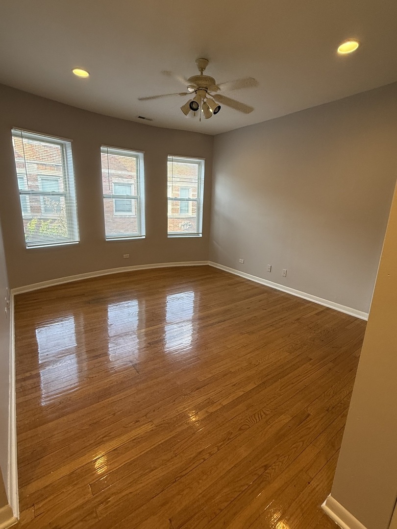 8154 S Drexel Avenue 3e Property Photo 3