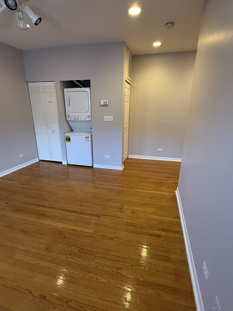 8154 S Drexel Avenue 3e Property Photo 5