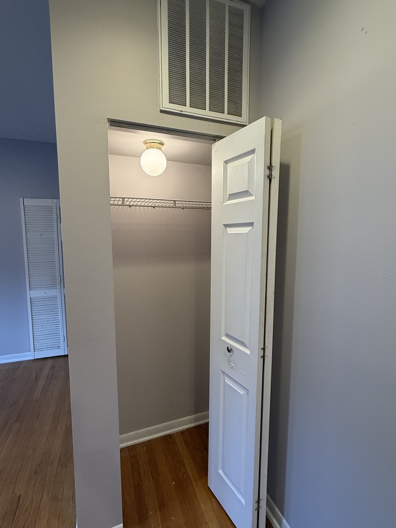 8154 S Drexel Avenue 3e Property Photo 8