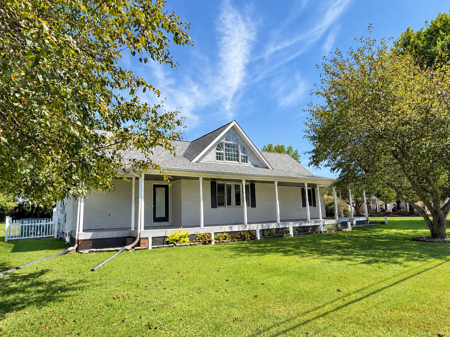 1203 White Pine Lane Property Photo 1