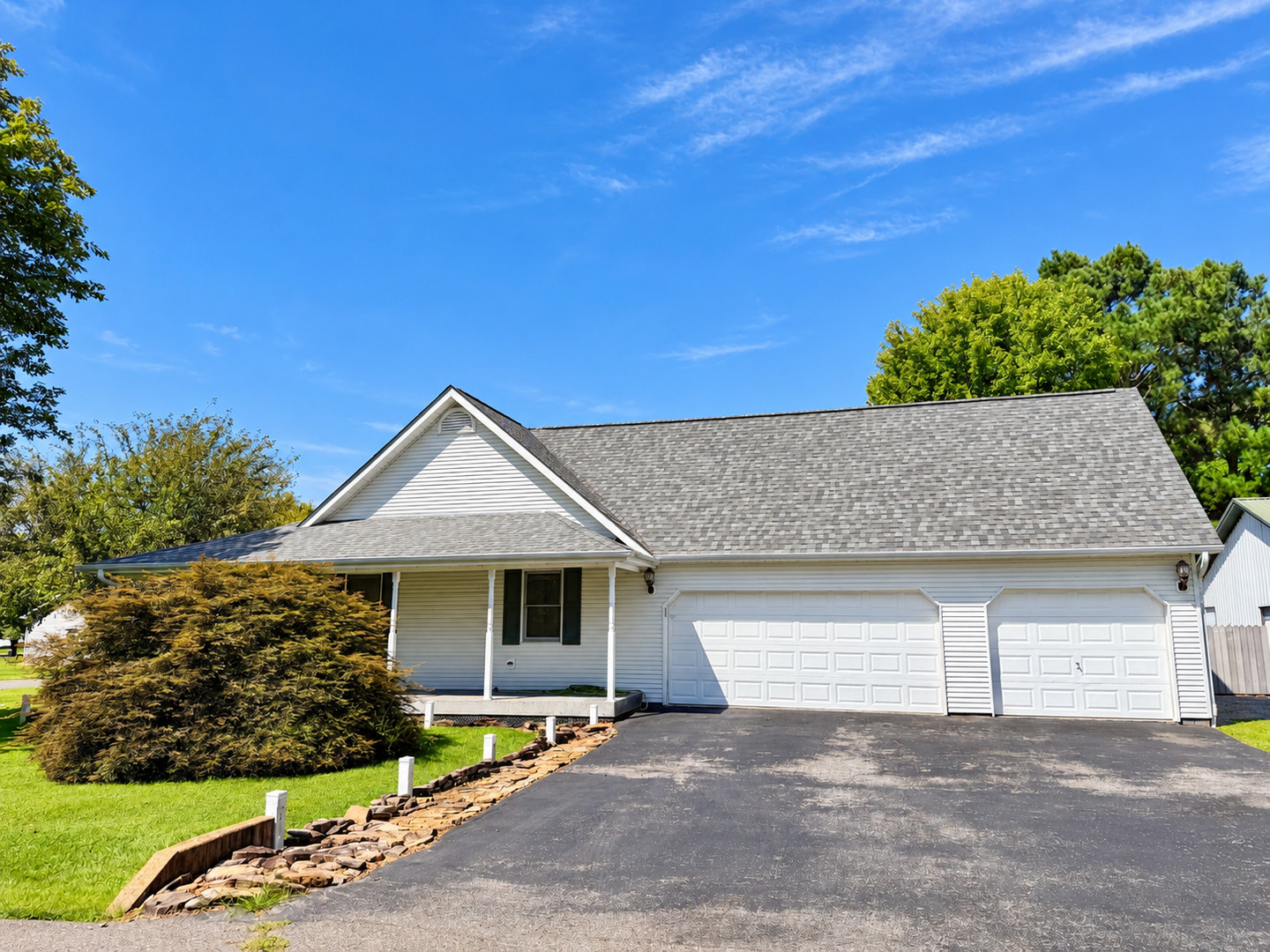 1203 White Pine Lane Property Photo 2