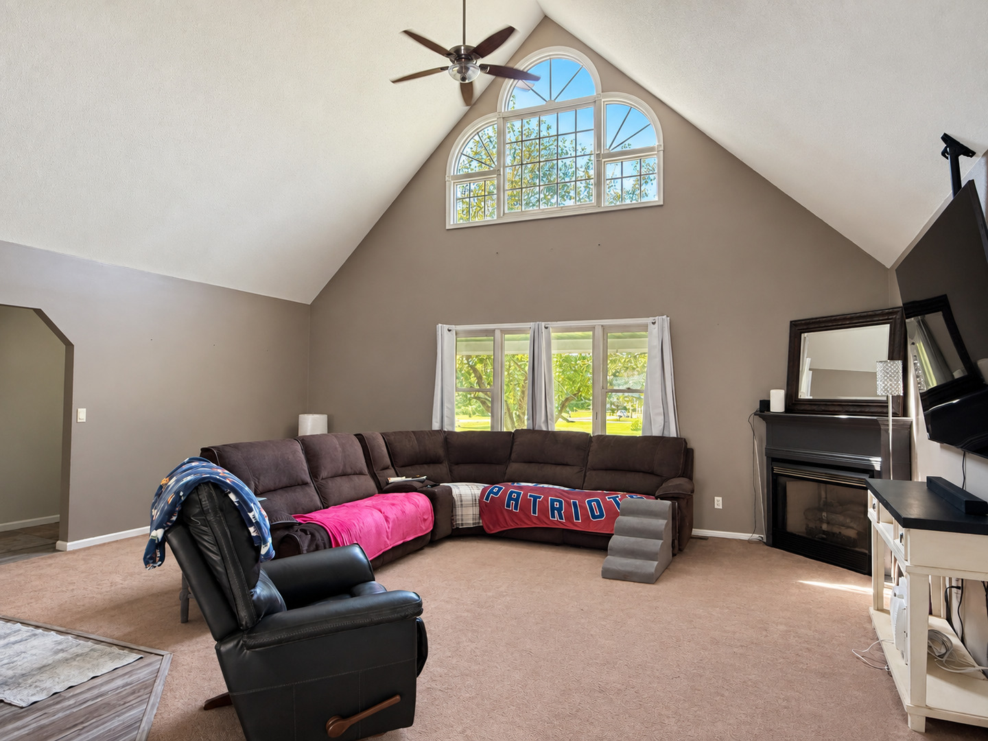 1203 White Pine Lane Property Photo 5