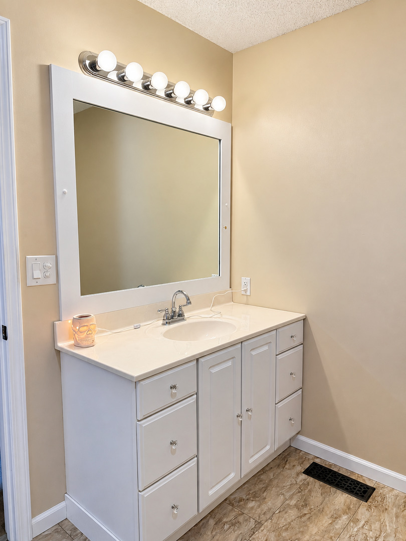 1203 White Pine Lane Property Photo 12