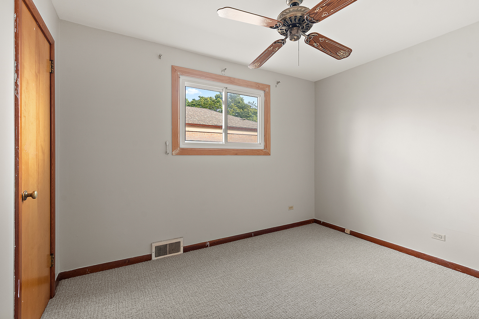 7734 S Keeler Avenue Property Photo 13